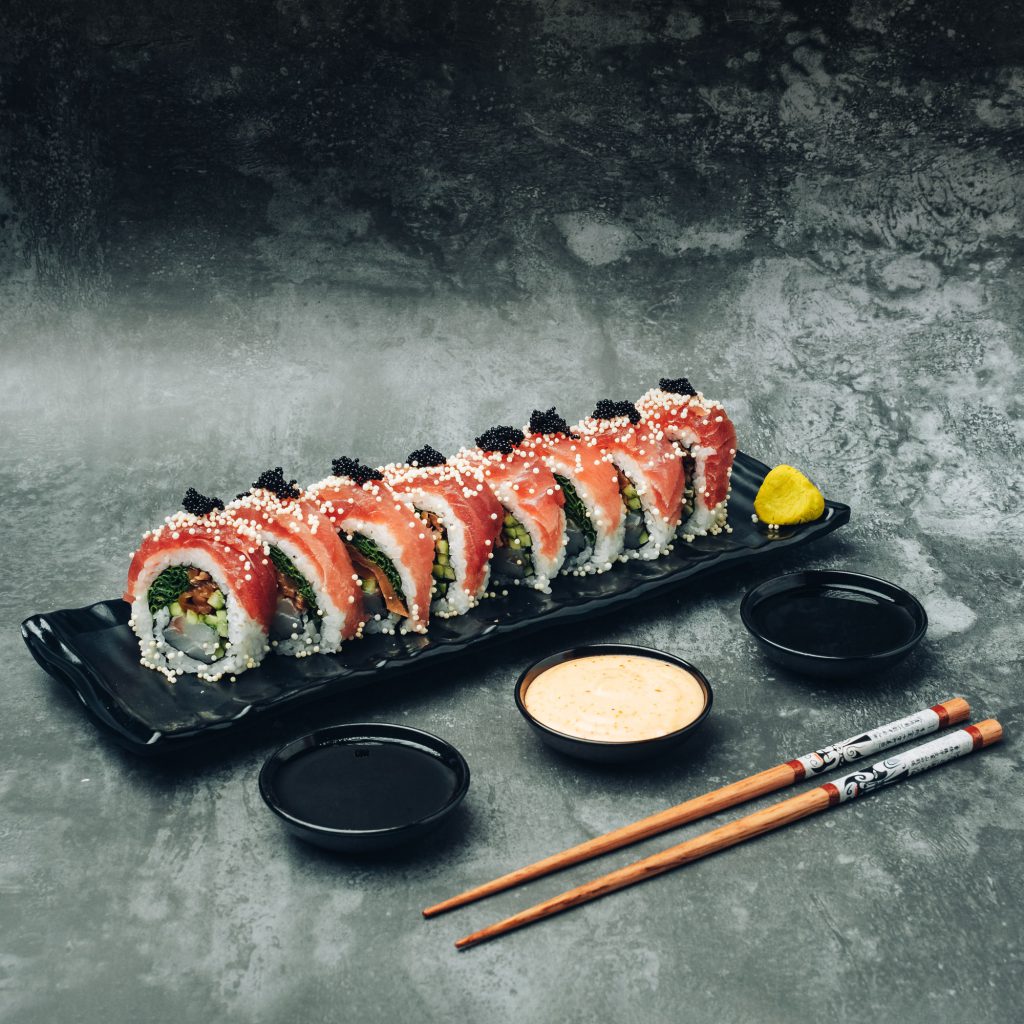 INSIDE OUT SUSHI — פרויקט שיווק ומיתוג מסעדות של פיקסל רסט